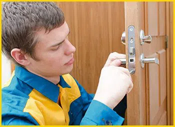Crofton Lock And Locksmith Crofton, MD 410-864-0416 - 16-emergency-unlock